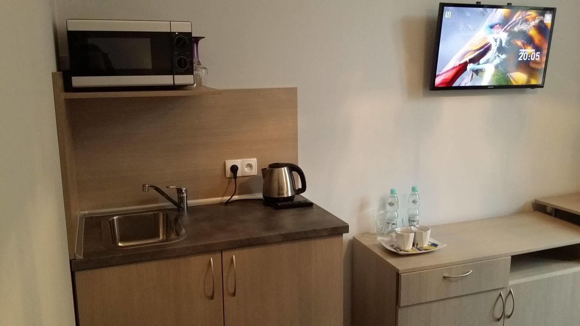City Center Rooms Poznan Luaran gambar